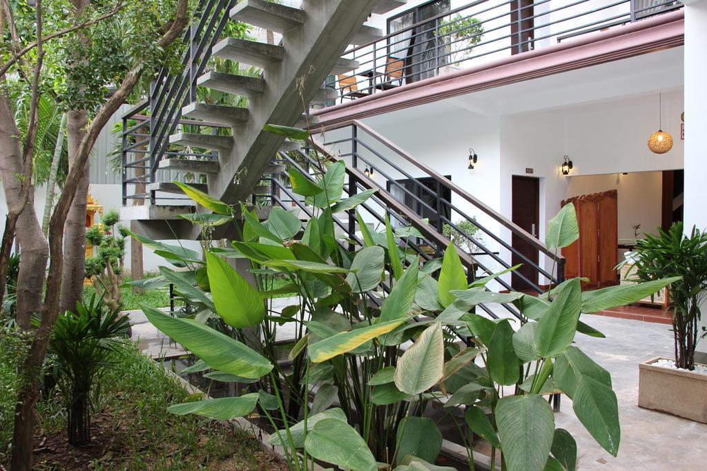 Palm Tree Boutique Hotel Phnom Penh Esterno foto