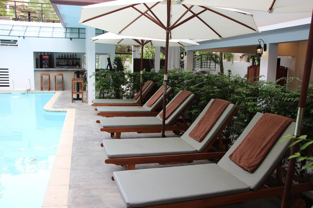 Palm Tree Boutique Hotel Phnom Penh Esterno foto