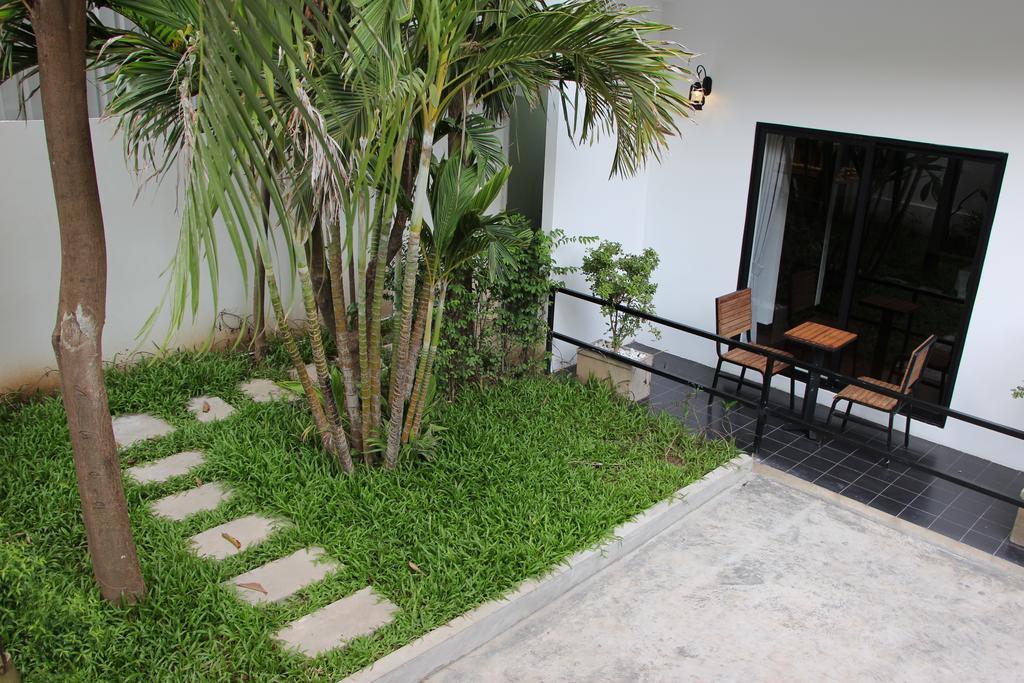 Palm Tree Boutique Hotel Phnom Penh Esterno foto