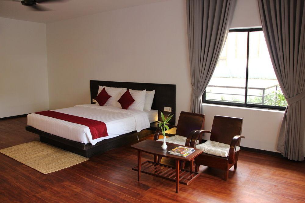 Palm Tree Boutique Hotel Phnom Penh Esterno foto
