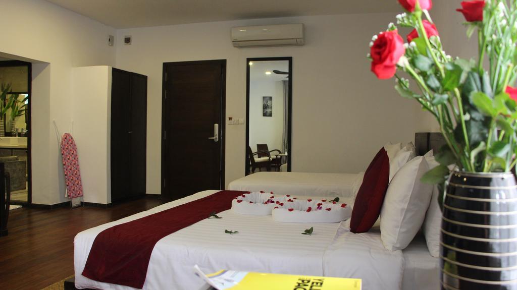 Palm Tree Boutique Hotel Phnom Penh Esterno foto