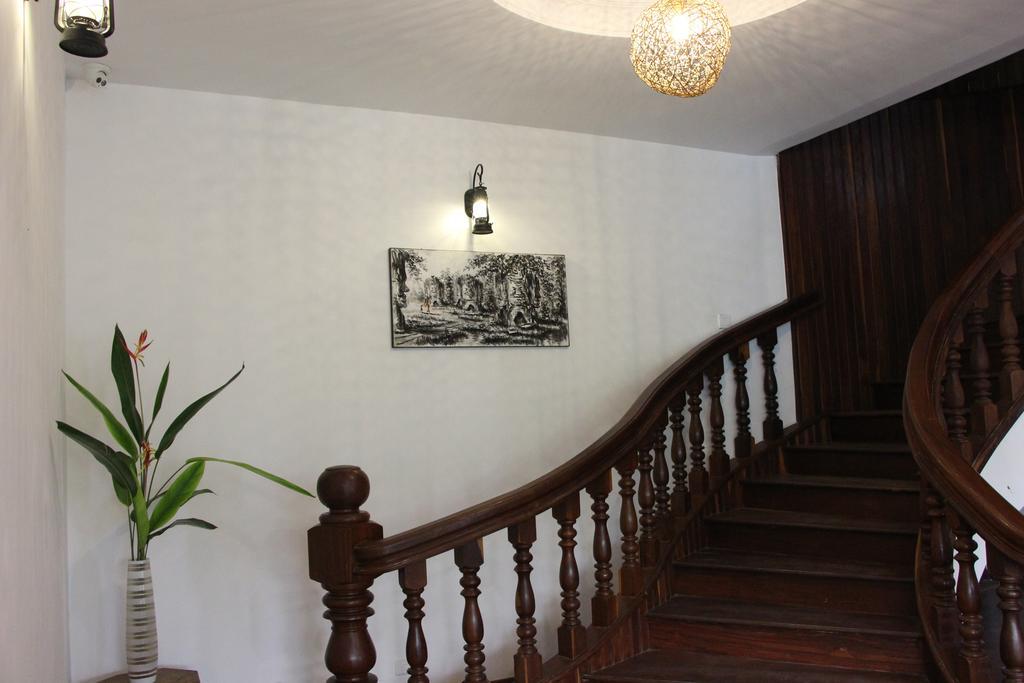 Palm Tree Boutique Hotel Phnom Penh Esterno foto