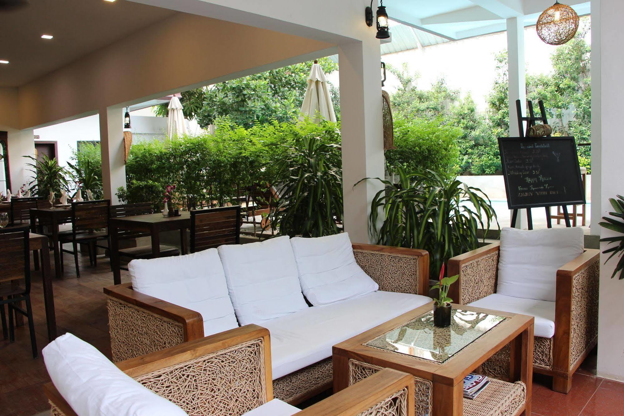 Palm Tree Boutique Hotel Phnom Penh Esterno foto