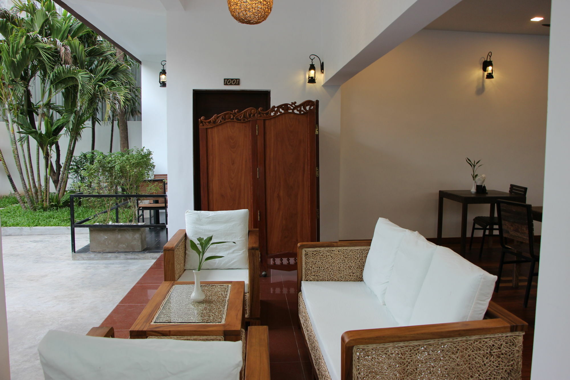 Palm Tree Boutique Hotel Phnom Penh Esterno foto